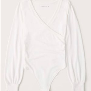 Abercrombie & Fitch cream wrap bodysuit XL NWT